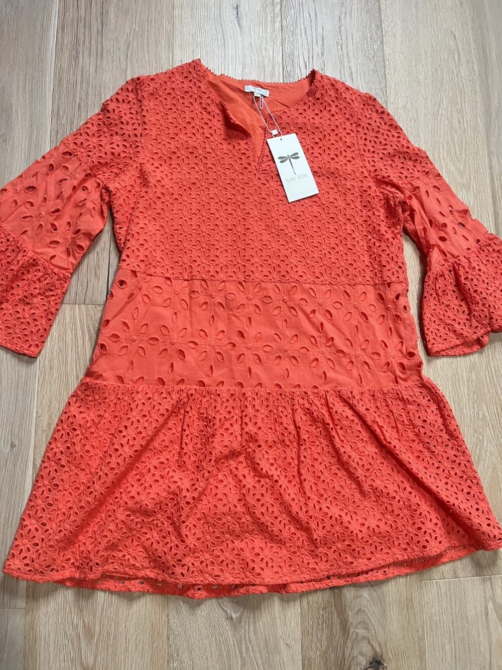 NWT Tyler Boe Ingrid Eyelet Lace Tiered Dress M TIGER LILY Boho Chic Preppy